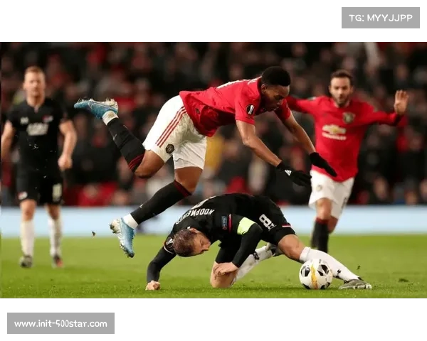 兹沃勒联赛8轮不胜，防守漏洞频出